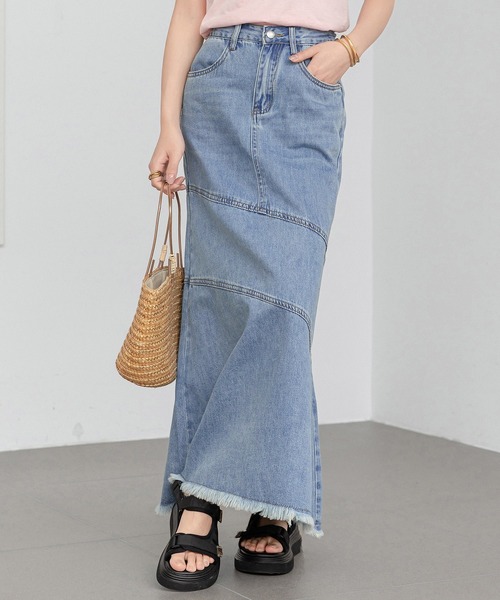 DAY CLOSET（デイ クローゼット）の「【大きいサイズ有】程よいくびれライン。斜め切り替え×フリンジデニムマーメイドスカート  レディース（デニムスカート・レディース・ライトブルー/ブルー/グレー/ブラック・S/M/L/XL）」の15枚目の写真