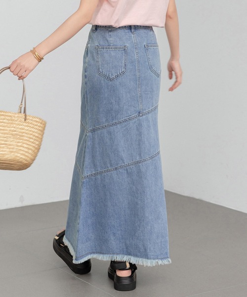 DAY CLOSET（デイ クローゼット）の「【大きいサイズ有】程よいくびれライン。斜め切り替え×フリンジデニムマーメイドスカート  レディース（デニムスカート・レディース・ライトブルー/ブルー/グレー/ブラック・S/M/L/XL）」の16枚目の写真
