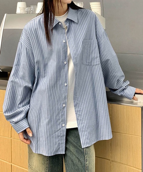 TOBEE(トゥビー)の「【TOBEE】ルーズフィット ピンストライプ レギュラーシャツ(シャツ/ブラウス・メンズ・ブルー・MEDIUM/LARGE/X-LARGE/SMALL)」の9枚目の写真