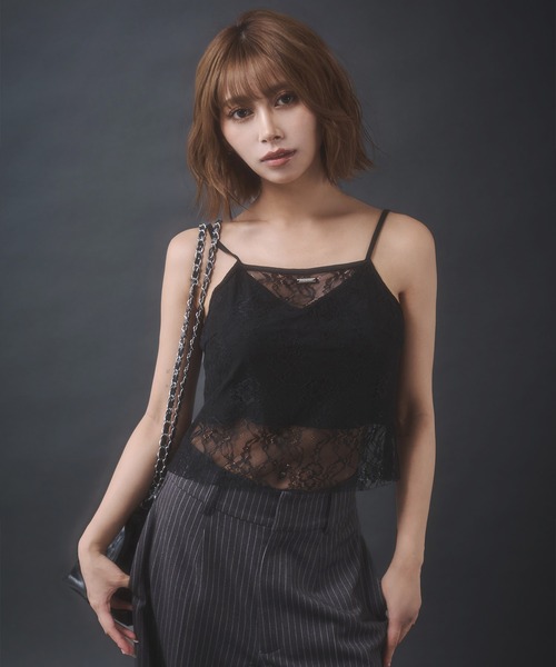 ENVYM（アンビー）の「【Aimi×ENVYM】レースキャミソール（キャミソール・レディース・ブラック/ホワイト・FREE）」の21枚目の写真