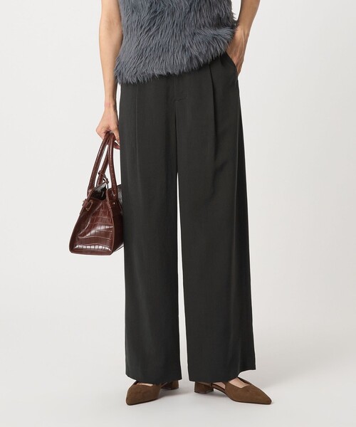 green label relaxing（グリーンレーベルリラクシング）の「［size SHORT/TALLあり］パウダリー ワイド パンツ（その他パンツ・レディース・ライトグレー/ブラック/モカ・40/38/36/34/SHORT/TALL）」の2枚目の写真