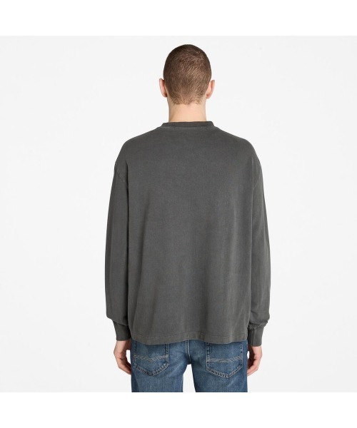 Timberland（ティンバーランド）の「長袖 ガーメントダイ Tシャツ メンズ（Tシャツ/カットソー・メンズ・ブラック・LARGE/MEDIUM/SMALL/X-LARGE/XX-LARGE）」の4枚目の写真