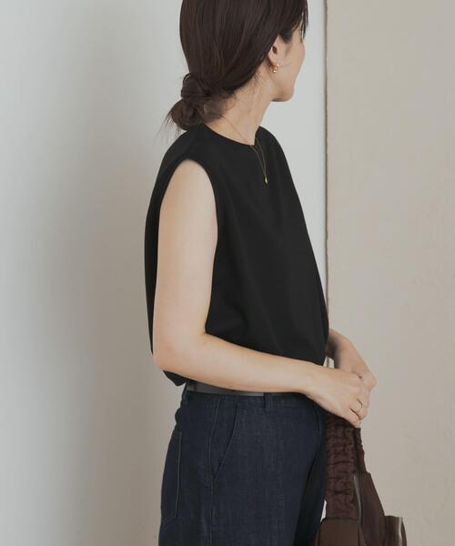 URBAN RESEARCH DOORS（アーバンリサーチドアーズ）の「インナーノースリーブプルオーバー（Tシャツ/カットソー・レディース・ブラック/オフホワイト・MEDIUM）」の4枚目の写真