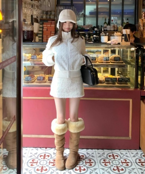 gossip!ロサンゼルス(ゴシップロサンゼルス)の「【Y2Kガーリー】もこもこボアAラインミニスカート(スカート・レディース・オフホワイト・S/M/L)」の10枚目の写真
