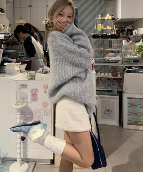 gossip!ロサンゼルス(ゴシップロサンゼルス)の「【Y2Kガーリー】もこもこボアAラインミニスカート(スカート・レディース・オフホワイト・S/M/L)」の17枚目の写真