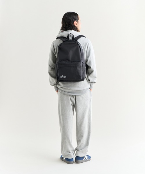 NANGA（ナンガ）の「ECOPAK UR DAY BAG/エコパック UR デイバッグ（バックパック/リュック・メンズ・ブラック/オリーブ・FREE）」の6枚目の写真