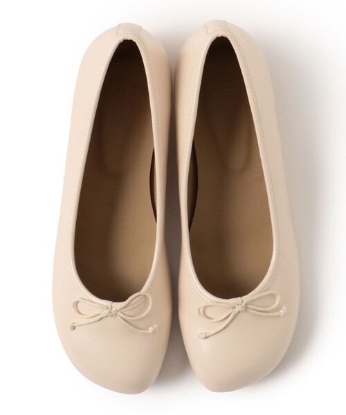 BEAMS HEART（ビームスハート）の「オブリークトゥ バレエ シューズ（22.5～24.5cm）（パンプス・レディース・シルバー/ホワイト系その他5/ブラック・SMALL/MEDIUM/LARGE）」の19枚目の写真