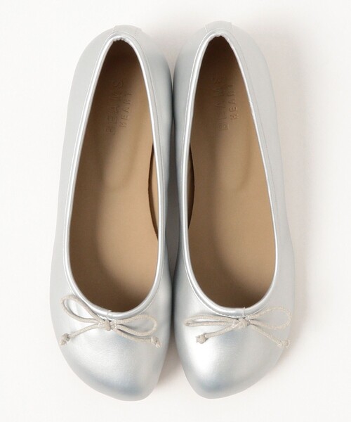 BEAMS HEART（ビームスハート）の「オブリークトゥ バレエ シューズ（22.5～24.5cm）（パンプス・レディース・シルバー/ホワイト系その他5/ブラック・SMALL/MEDIUM/LARGE）」の6枚目の写真
