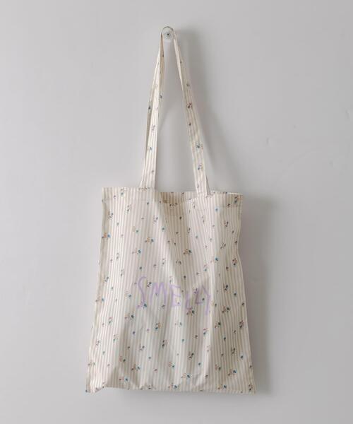 SMELLY（スメリー）の「プリントトートバッグM（トートバッグ・レディース・ブラック/イエロー系その他/ブルー系その他/ベージュ系その他/ホワイト系その他・MEDIUM）」の4枚目の写真