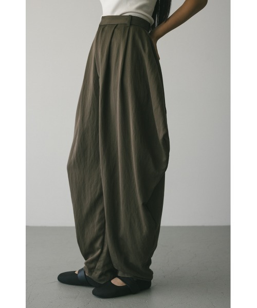 STYLEMIXER（スタイルミキサー）の「ドレープタックパンツ（その他パンツ・レディース・ライトブラウン/ブラック・MEDIUM/SMALL）」の14枚目の写真