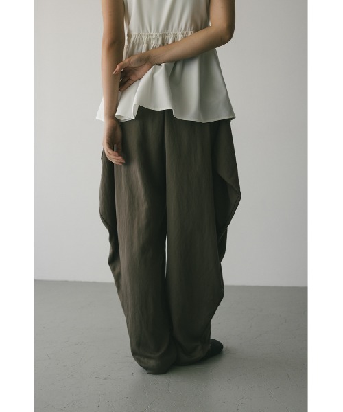 STYLEMIXER（スタイルミキサー）の「ドレープタックパンツ（その他パンツ・レディース・ライトブラウン/ブラック・MEDIUM/SMALL）」の15枚目の写真