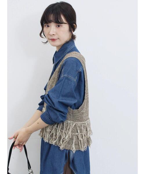 Samansa Mos2 blue(サマンサモスモスブルー)の「フリンジニットベスト(ニット/セーター・レディース・モカ/キナリ/ブラック・F)」の15枚目の写真