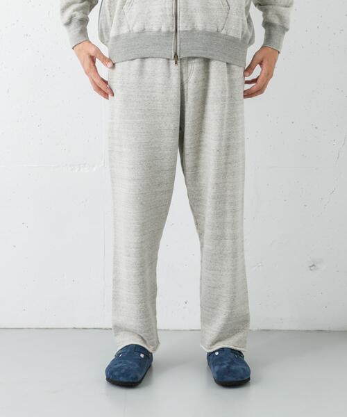 URBAN RESEARCH（アーバンリサーチ）の「UNDYED SWEAT PANTS（その他パンツ・メンズ・ライトグレー・3/4）」の4枚目の写真