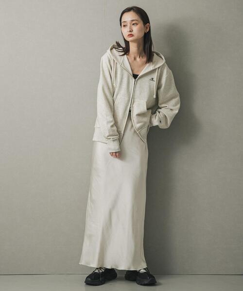 SENSE OF PLACE by URBAN RESEARCH（センスオブプレイスバイアーバンリサーチ）の「『別注』Champion×SENSE OF PLACE　ジップパーカー（パーカー・レディース・ブラウン/グリーン/オートミール・ONE）」の8枚目の写真