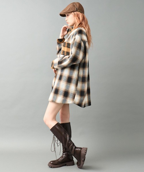 ANAP（アナップ）の「クレイジー配色 オーバーサイズ チェック シャツ（シャツ/ブラウス・レディース・ブラック/ブラウン・F）」の14枚目の写真