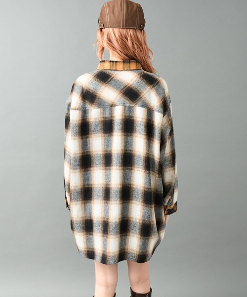 ANAP（アナップ）の「クレイジー配色 オーバーサイズ チェック シャツ（シャツ/ブラウス・レディース・ブラック/ブラウン・F）」の12枚目の写真