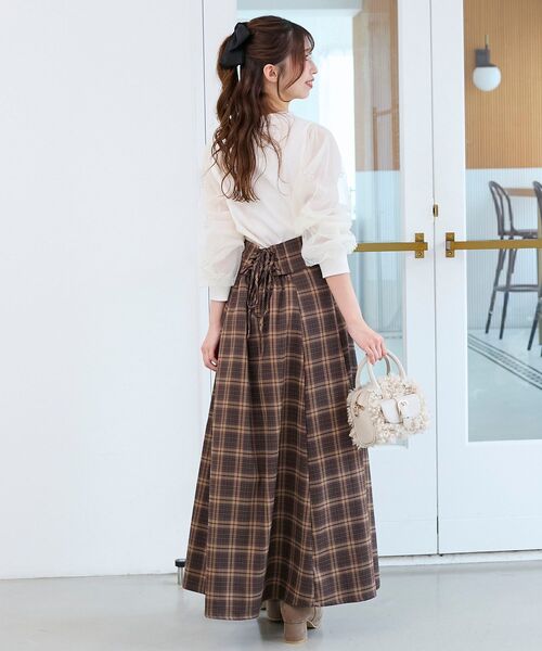 MAJESTIC LEGON（マジェスティックレゴン）の「パールチュールスリーブ長袖トップス（Tシャツ/カットソー・レディース・ラベンダー/ブルー/チャコールグレー/アイボリー/ブラック・MEDIUM）」の15枚目の写真