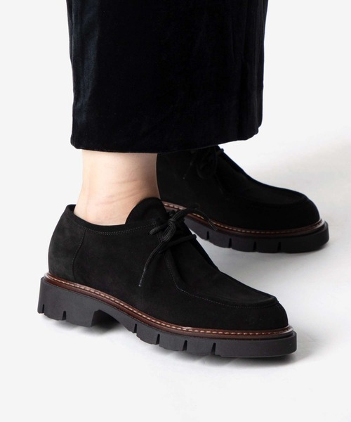 CORSO ROMA,9(コルソローマ)の「CORSO ROMA 9 OLGA 381 SUEDE Tyrolean shoes コルソローマ オルガ チロリアン スエードシューズ モカシン(モカシン/デッキシューズ・レディース・ブラック/サンドベージュ・37/39/38/36)」の1枚目の写真