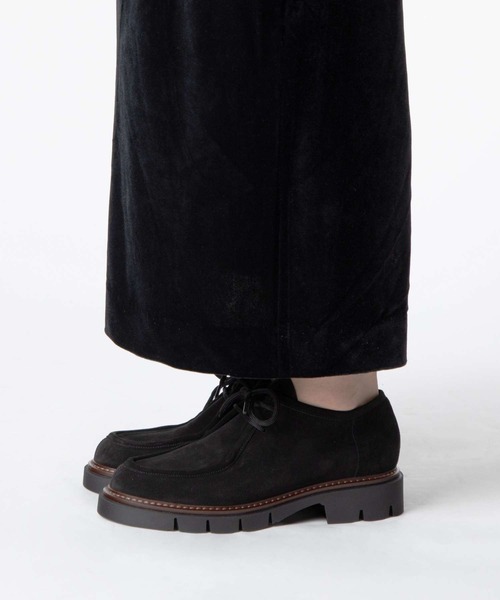 CORSO ROMA,9(コルソローマ)の「CORSO ROMA 9 OLGA 381 SUEDE Tyrolean shoes コルソローマ オルガ チロリアン スエードシューズ モカシン(モカシン/デッキシューズ・レディース・ブラック/サンドベージュ・37/39/38/36)」の4枚目の写真