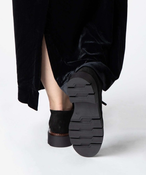 CORSO ROMA,9(コルソローマ)の「CORSO ROMA 9 OLGA 381 SUEDE Tyrolean shoes コルソローマ オルガ チロリアン スエードシューズ モカシン(モカシン/デッキシューズ・レディース・ブラック/サンドベージュ・37/39/38/36)」の5枚目の写真
