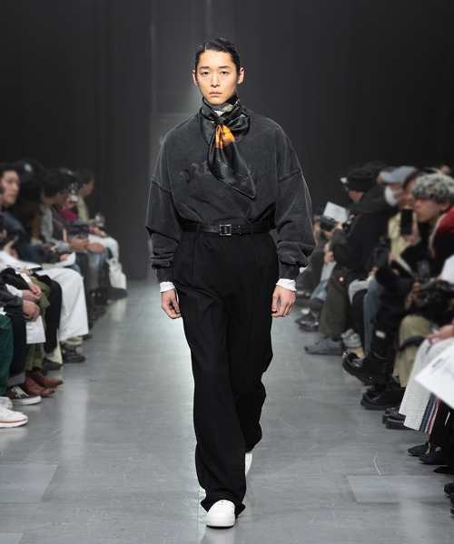 MSML(エムエスエムエル)の「GARMENT DYE WIDE CREWNECK SWEAT(スウェット・メンズ・ネイビー/オートミール/ブラック・M/L)」の11枚目の写真