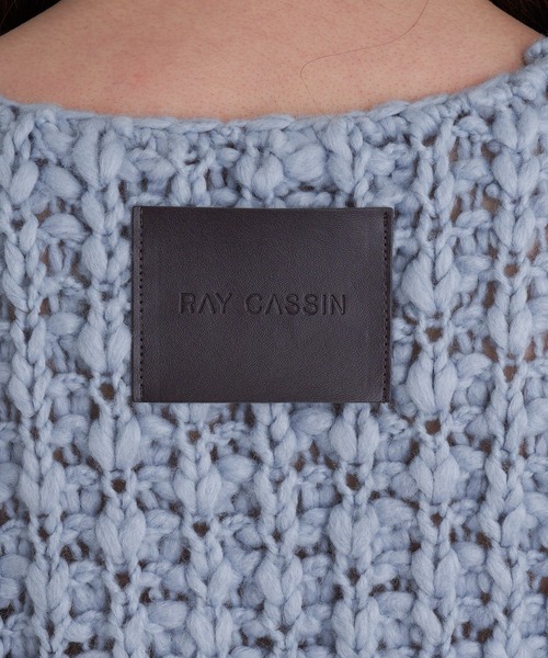 RAY CASSIN（レイカズン）の「Vざっくりオーバーニット（ニット/セーター・レディース・ブルー/チャコールグレー/ライトベージュ・FREE）」の16枚目の写真