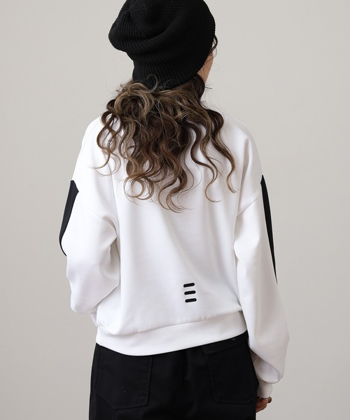 FILA(フィラ)の「FILA CREW SWEAT SHIRTS フィラ ダンボールニット クルーネックトレーナー(スウェット・レディース・ホワイト/グレー/ピンク・L/XL/M)」の6枚目の写真