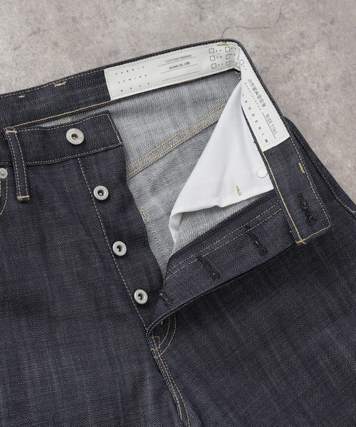 KURO(クロ)の「KURO WIDE SPREAD CROPPED SHORTS 964194:デニムショートパンツ(デニムパンツ・レディース・ネイビー・MEDIUM)」の14枚目の写真