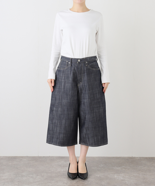 KURO(クロ)の「KURO WIDE SPREAD CROPPED SHORTS 964194:デニムショートパンツ(デニムパンツ・レディース・ネイビー・MEDIUM)」の19枚目の写真