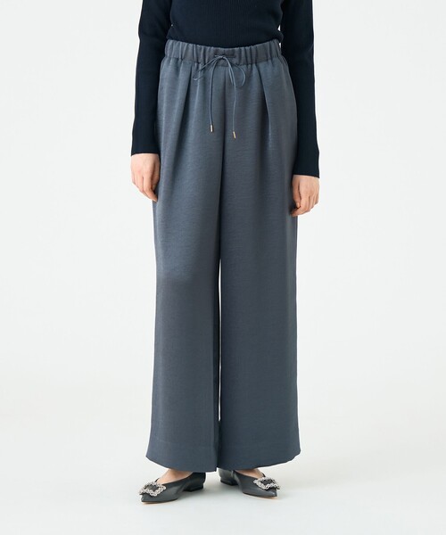 BALLSEY（ボールジィ）の「グリッツィーサテン イージーワイドパンツ（その他パンツ・レディース・ダークグレー/ライトベージュ・36/34）」の4枚目の写真