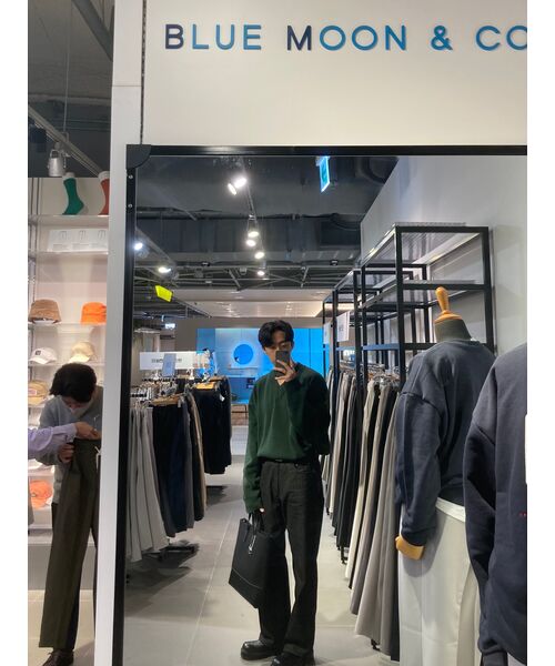 AVANDRESS(アバンドレス )の「V-neck Overfit Knit - 6 COL(ニット/セーター・レディース・グリーン・1/2)」の15枚目の写真