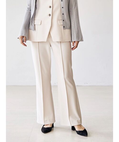 TONAL(トーナル)の「バックスリットフレアパンツ(その他パンツ・レディース・アイボリー/グレー/ネイビー・SMALL/MEDIUM)」の2枚目の写真