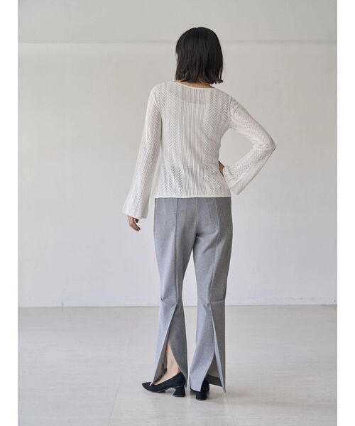 TONAL(トーナル)の「バックスリットフレアパンツ(その他パンツ・レディース・アイボリー/グレー/ネイビー・SMALL/MEDIUM)」の22枚目の写真