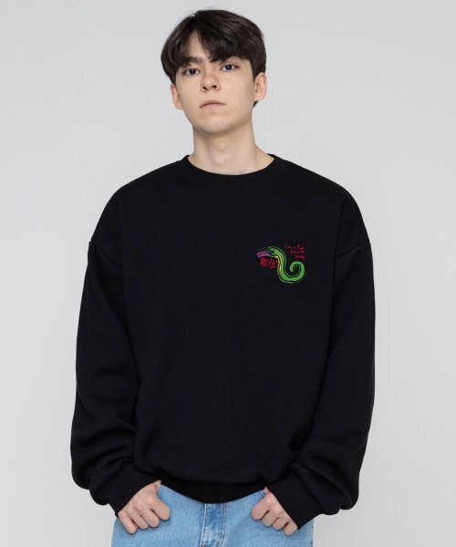 GRAVER（グレーバー）の「[ユニセックス]GOOD SNAKE スウェット_ブラック（スウェット・レディース・ブラック・SMALL/MEDIUM/LARGE）」の3枚目の写真