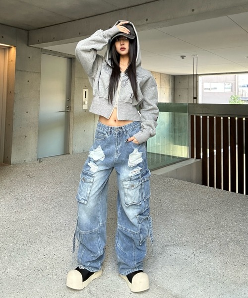 KsG（ケーエスジー）の「ダメージポケットカーゴデニム（カーゴパンツ・レディース・ブラック/ブルー・SMALL/MEDIUM/LARGE/X-LARGE）」の6枚目の写真