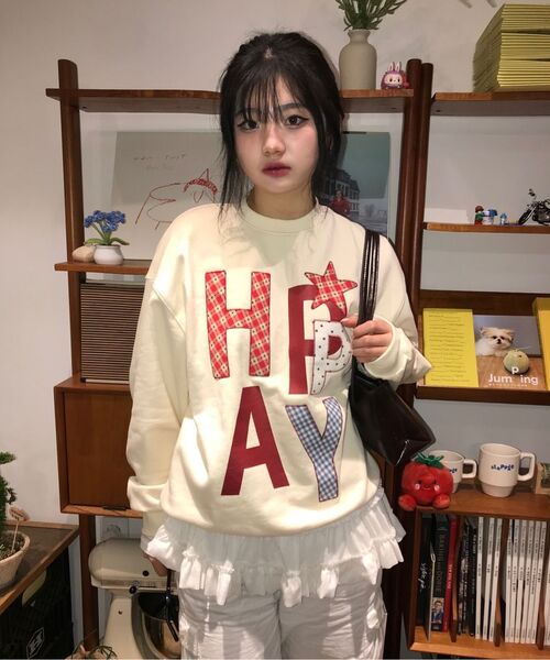 WaiKei(ワイケイ)の「HAPPY パッチワーク スウェット アイボリー(スウェット・レディース・その他・1/2)」の11枚目の写真