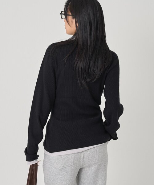 WHO'S WHO gallery(フーズフーギャラリー)の「LAYERED HENLEY NARROW CARDIGAN(カーディガン/ボレロ・レディース・アイボリー/ブラック/グレー/ネイビー/レッド/ブルー・FREE)」の20枚目の写真