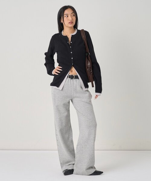 WHO'S WHO gallery(フーズフーギャラリー)の「LAYERED HENLEY NARROW CARDIGAN(カーディガン/ボレロ・レディース・アイボリー/ブラック/グレー/ネイビー/レッド/ブルー・FREE)」の21枚目の写真