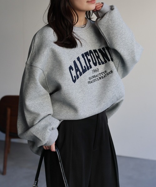 ap retro（アプレトロ）の「ロゴ刺繍オーバーサイズスウェット / Bigトレーナー（スウェット・レディース・オートミール/ネイビー/ブラウン/グレー/ベージュ/グリーン/ライトブルー・FREE）」の15枚目の写真