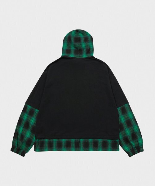 SLOW RECORD HOUSE（スローレコードハウス）の「フードチェックレイヤードシャツ_グリーン（パーカー・レディース・その他・LARGE/MEDIUM）」の2枚目の写真