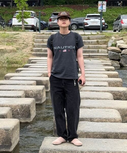 OURDAYZ（アワーデイズ）の「パッチカーペンターベーシックセミワイドデニムパンツ[ブラック]（デニムパンツ・レディース・その他・LARGE/MEDIUM/X-LARGE）」の6枚目の写真