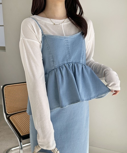 セール】【S-LL展開】楽ちん！細見えデニムペプラムキャミワンピース