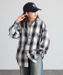 Naive magic（ナイーブマジック）の「NAIVE MAGIC ルーズサイズ　オンブレーチェックシャツ（シャツ/ブラウス）」