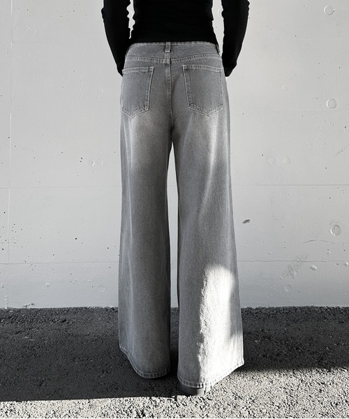 LVEU.（ラブユ.）の「【LVEU.】グレーストレートデニム / ボトムス デニム パンツ グレー ストレート シンプル 色落ち ヴィンテージ ZOZOTOWN限定（デニムパンツ・レディース・グレー・FREE）」の8枚目の写真