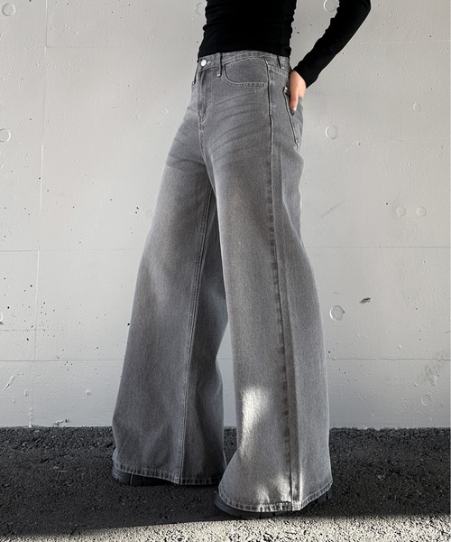 LVEU.（ラブユ.）の「【LVEU.】グレーストレートデニム / ボトムス デニム パンツ グレー ストレート シンプル 色落ち ヴィンテージ ZOZOTOWN限定（デニムパンツ・レディース・グレー・FREE）」の7枚目の写真