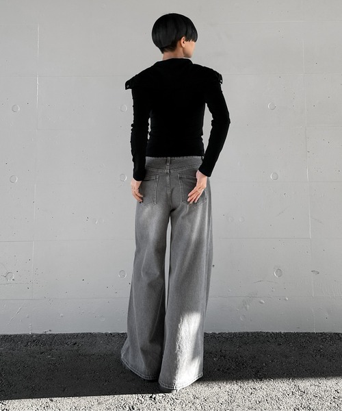 LVEU.（ラブユ.）の「【LVEU.】グレーストレートデニム / ボトムス デニム パンツ グレー ストレート シンプル 色落ち ヴィンテージ ZOZOTOWN限定（デニムパンツ・レディース・グレー・FREE）」の4枚目の写真