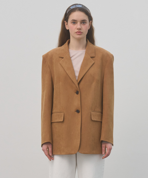 SO IR(ソイール)の「CLASSIC SUEDE JACKET - CAMEL(テーラードジャケット・レディース・キャメル・FREE)」の1枚目の写真