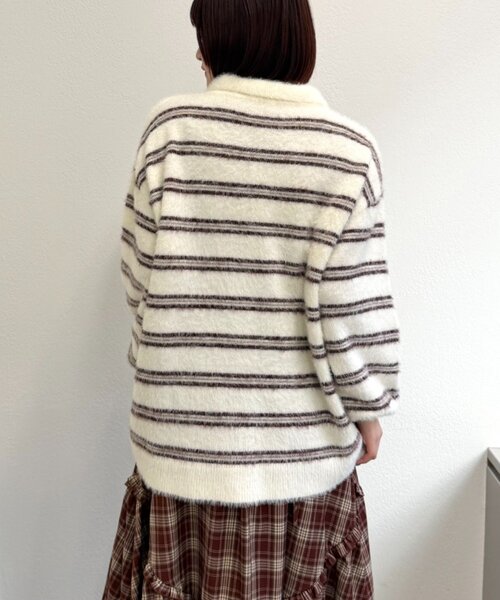 w closet(ダブルクローゼット)の「シャギーポロニット(ニット/セーター・レディース・ブルー/アイボリー/ピンク・FREE)」の6枚目の写真