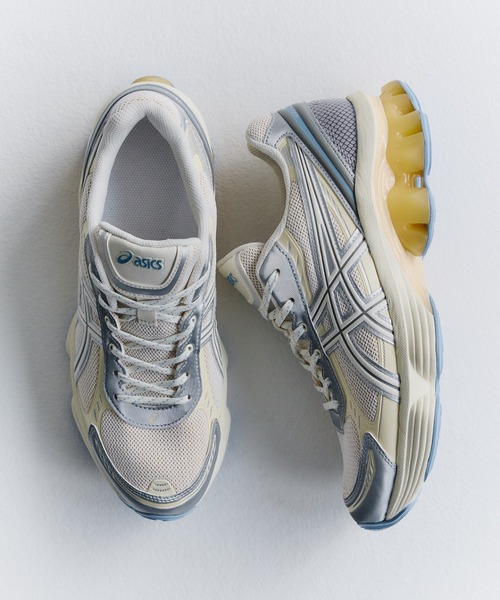 ASICS(アシックス)の「GEL-KINETIC FLUENT 1203A591.103(スニーカー・メンズ・ホワイト・23.0cm/23.5cm/24.0cm/24.5cm/25.0cm/25.5cm/27.0cm/27.5cm/28.0cm/22.5cm/26.5cm)」の3枚目の写真