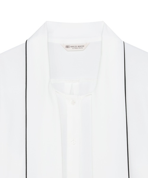 TOKYO SHIRTS(トウキョウシャツ)の「シルキーサテン 配色リボンタイ ブラウス(シャツ/ブラウス・レディース・ベージュ/ホワイト・M/L)」の6枚目の写真
